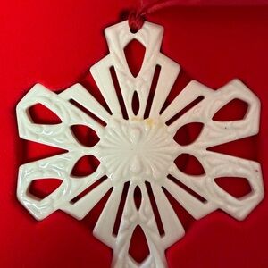 Longaberger Cream Snowflake Ornament